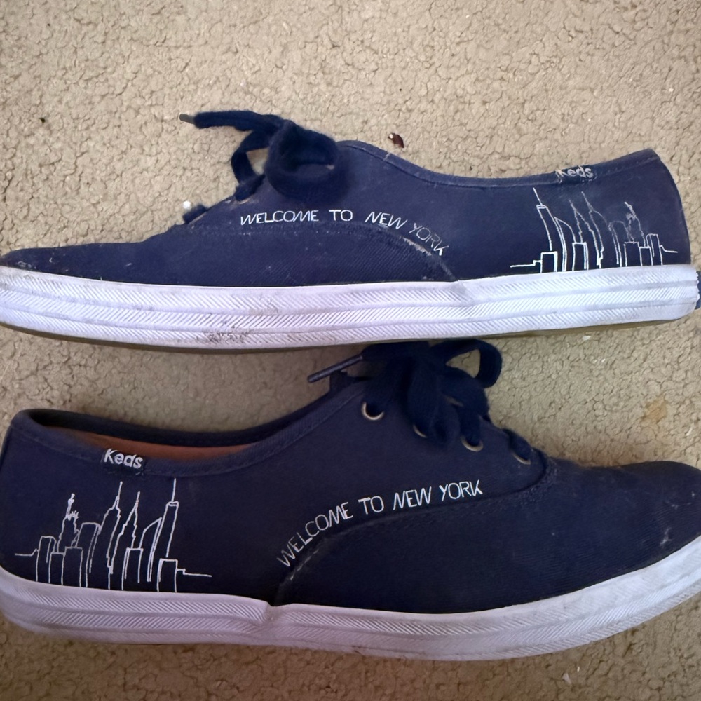 Taylor SwiftxKeds 'Welcome to New York' Navy Canvas Sneakers
